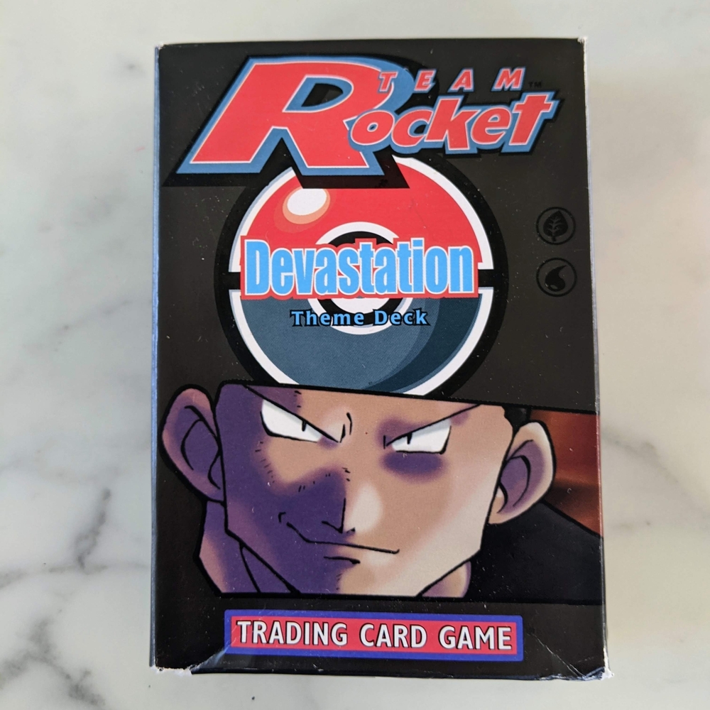 Nintendo Pokémon Team Rocket Devastation Theme Deck Trading Card Game. Imcomplet